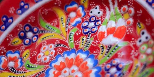 Vajilla Completa de Mandalas Pintada a Mano – Arte y Pureza