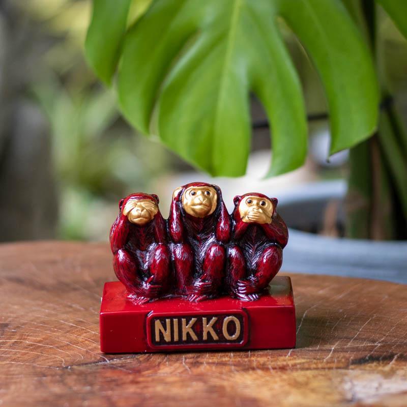 Descubra a Sabedoria dos Three Justice Monkeys 🙈🙉🙊 Arte Chinesa Autêntica 🏮🎨