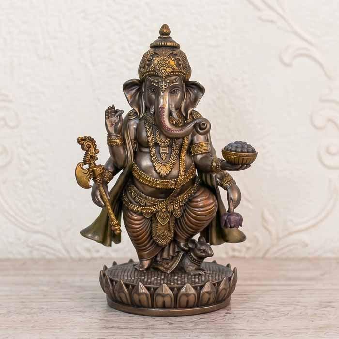 Estátua do deus hindu Ganesh em resina cor bronze.