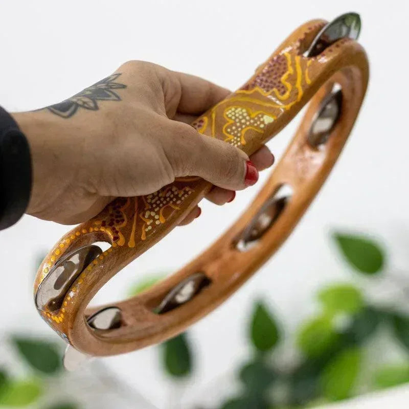 Pandeiro meia lua aborígene em madeira entalhada à mão Bali.