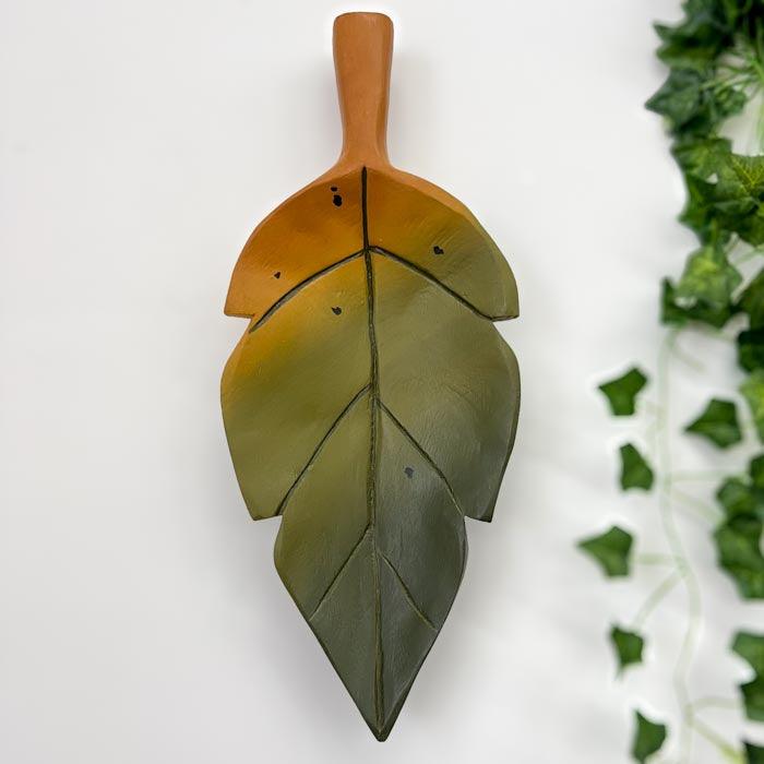 CR403-2-escultura-paredes-madeira-folhagem-folhas-artesanal-decoracao-casa-minas-gerais-curral-loja-decoracoes-artesanais-brasil-objetos-artesanais-decorativos-01