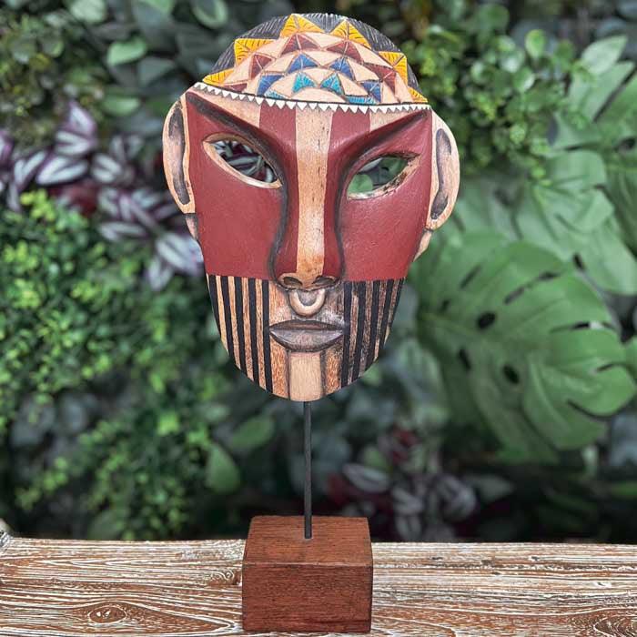 CR583-58-mascara-indigena-decorativa-etnia-kayapo-artesanato-brasileiro-curral-cor-minas-gerais-prados-madeira-decoracao-brasileira-design-autoral-loja-artesintonia-2