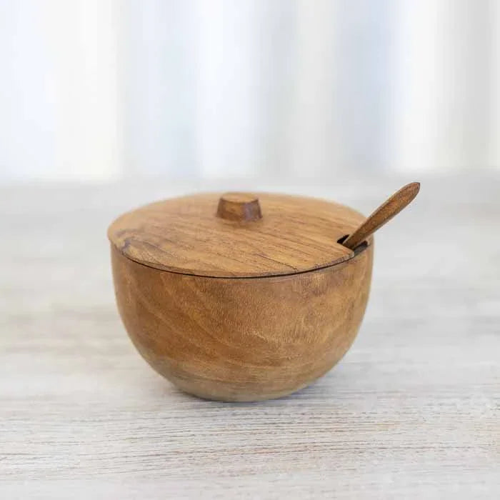 Conjunto de mesa posta com açucareiro de Bali e colher em fibra natural.