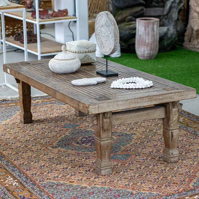 Mesa de centro reciclada em madeira teca artesanal modelo 02 com tampo ripado.