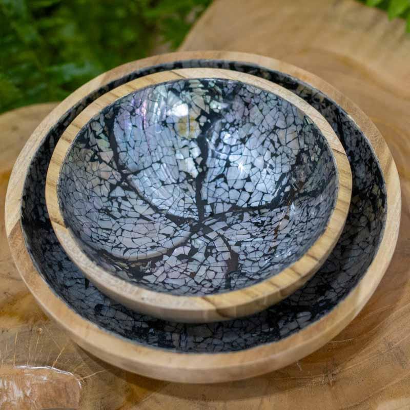 Tigela decorativa com acabamento interno em mosaico de madrepérola