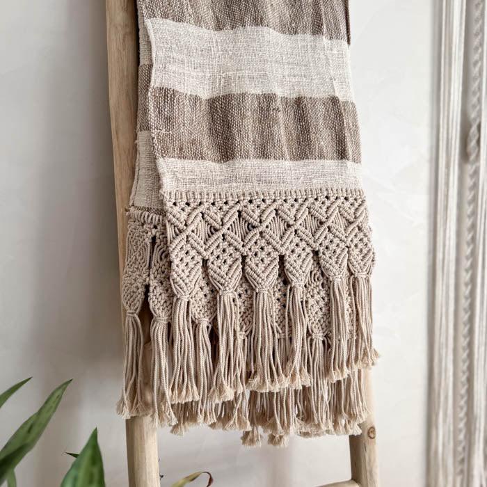 manta-blanket-algodao-artesanal-artesanato-textil-boho-chic-quarto-cama-sala-objetos-decorativos-decoracoes-decoracao-casa-indonesia-bali-loja-balinesa-artesintonia-house-2
