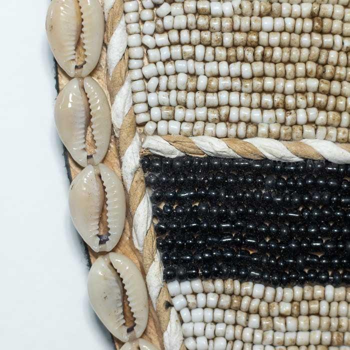 Painel redondo da Indonésia com textura orgânica — uma peça que transforma a parede com arte natural.