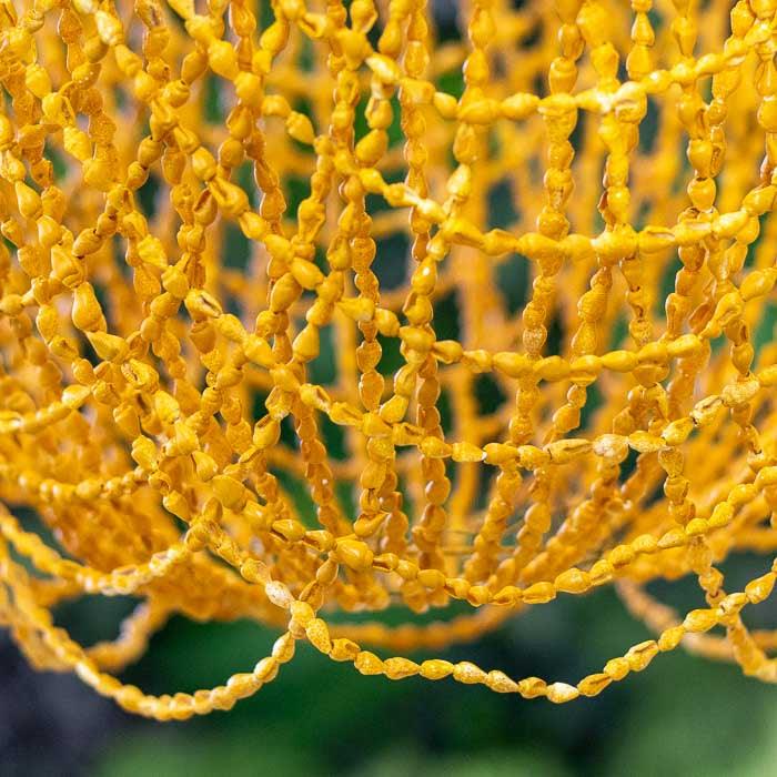 Elemento artesanal de Bali com visual suave e acabamento natural.