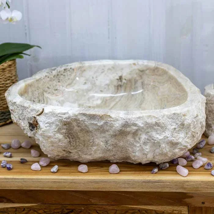 Objeto decorativo exclusivo, cuba que se transforma em luminária com a luz.