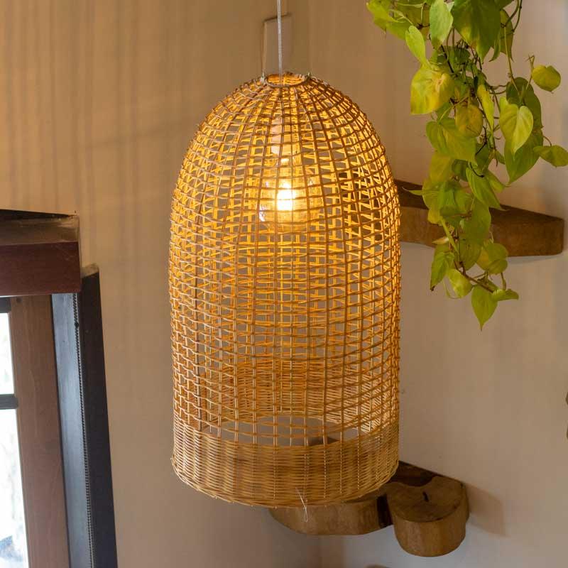 luminaria artesanal rattan bali fibra natural boho decoração design interiores arquitetuta loja comprar artesanato artesintonia