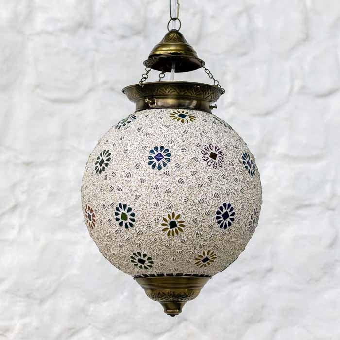 Luminária de teto artesanal esférica em formato de globo com trabalho minucioso de mosaico.