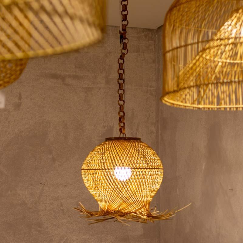 luminaria pendente rattan fibra natural bali indonesia sustentavel artesanal decoracao ambientes iluminacao estilo boho tropical medewi loja artesintonia 06