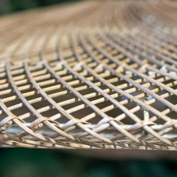 Lustre Ayun com design boho e trama artesanal, ideal para salas e varandas aconchegantes.