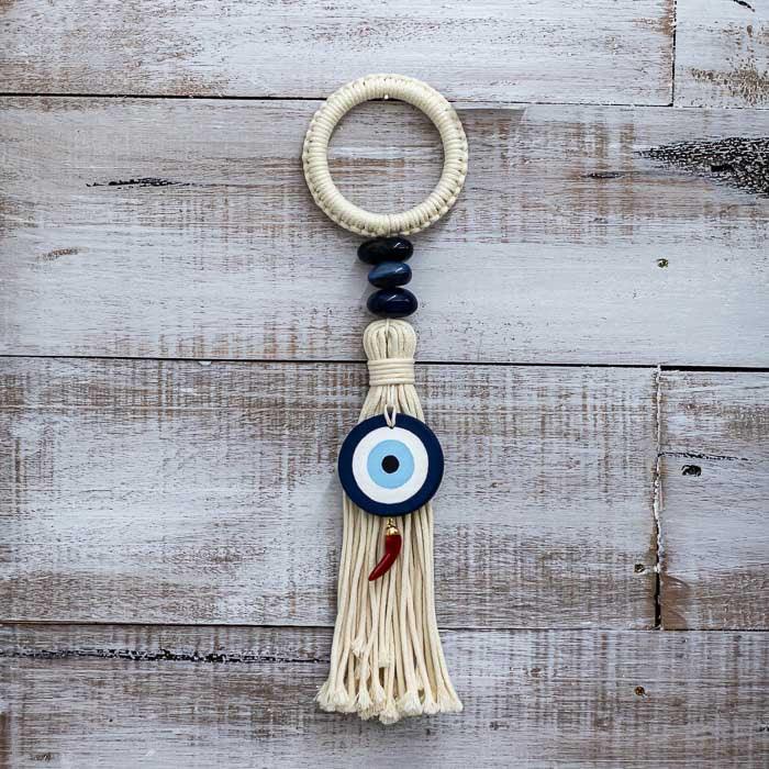 Protetor de porta artesanal com Olho Grego e Pimenta feito à mão no Brasil.