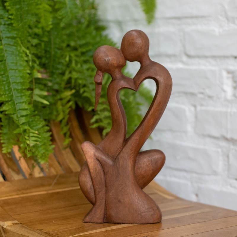 escultura abstrata amor madeira suar coracao casal infinito presente decoracao casa 01