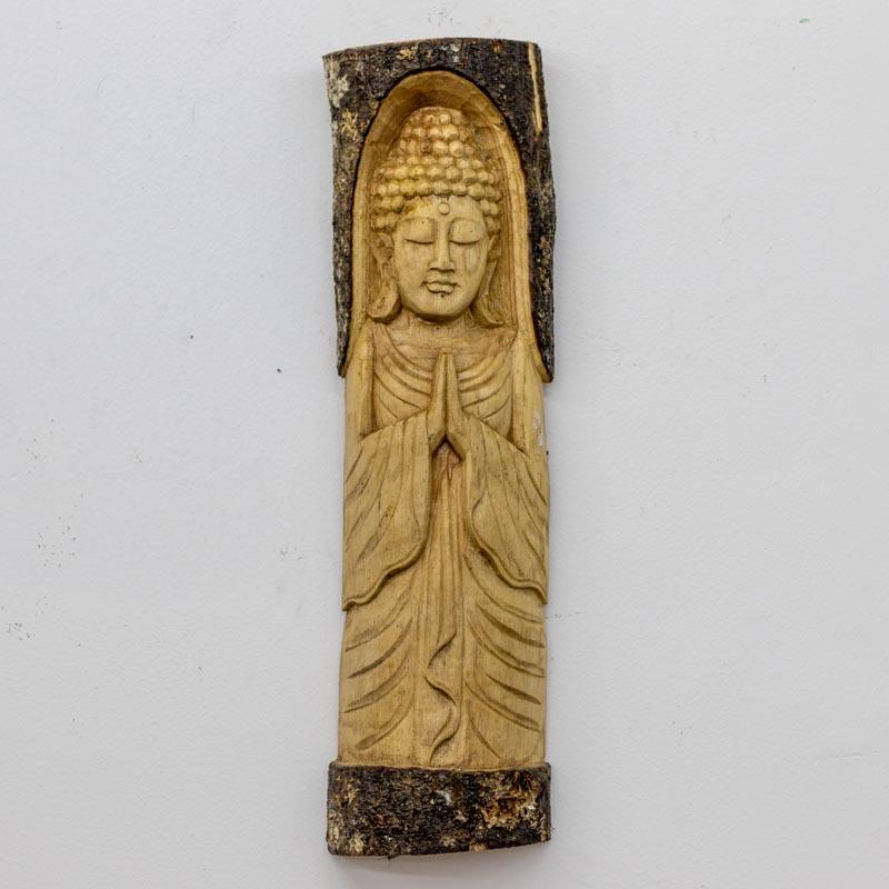 Escultura de Buda entalhada à mão em tronco de madeira natural