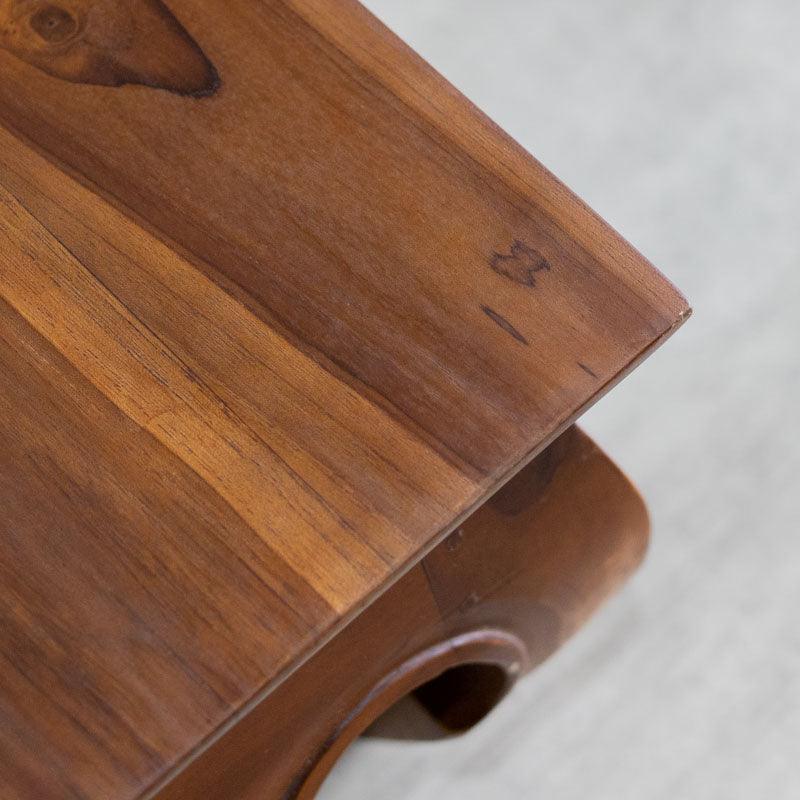 mesa centro mesinha madeira rústica entalhada manualmente handmade artesanato bali balinês indonésia