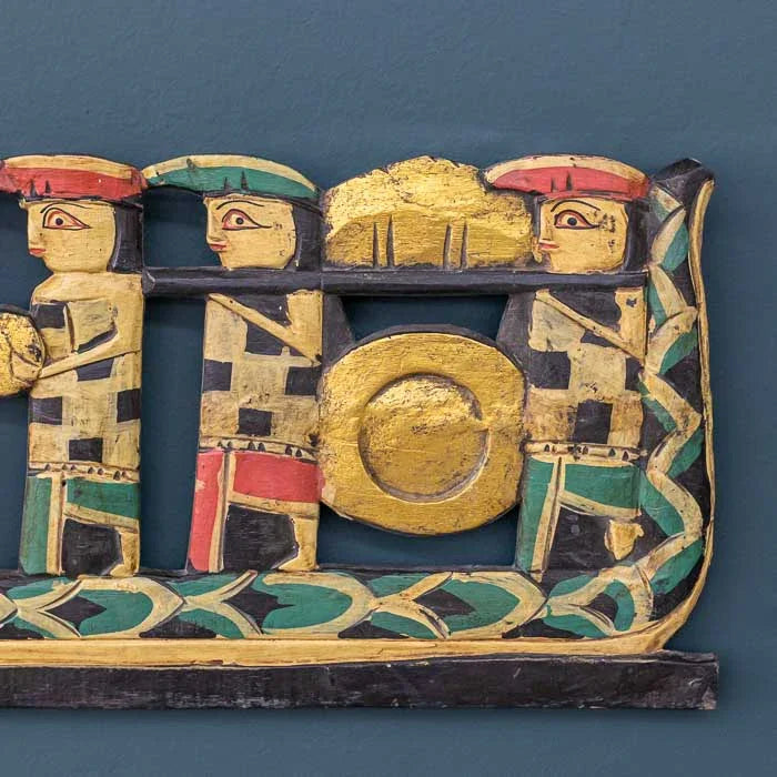 Peça decorativa com propósito espiritual produzida na Indonésia.