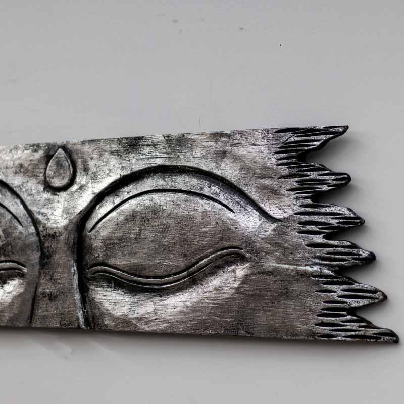 Painel decorativo artesanal Olhos de Buda feito à mão.