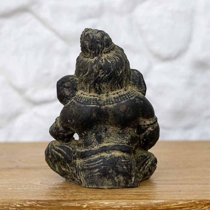 Escultura decorativa Ganesh em fibrocimento rústico de Bali.