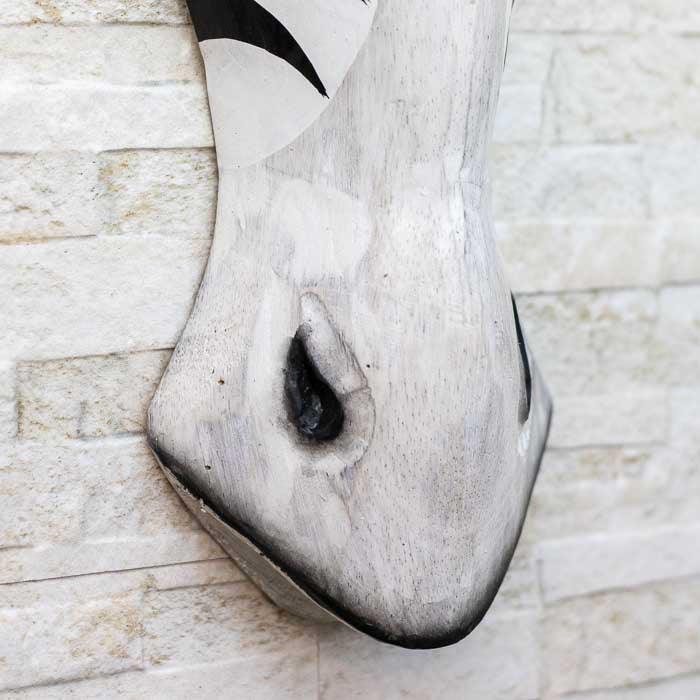 Máscara decorativa africana Zebra Face entalhada em madeira artesanal de Bali.