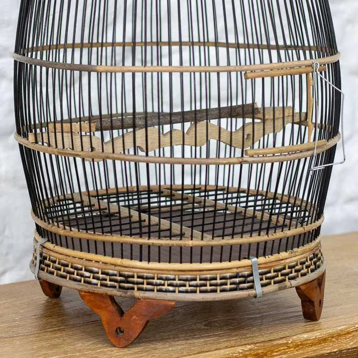 Gaiola de Passatinho Artesanal feita em Bali.