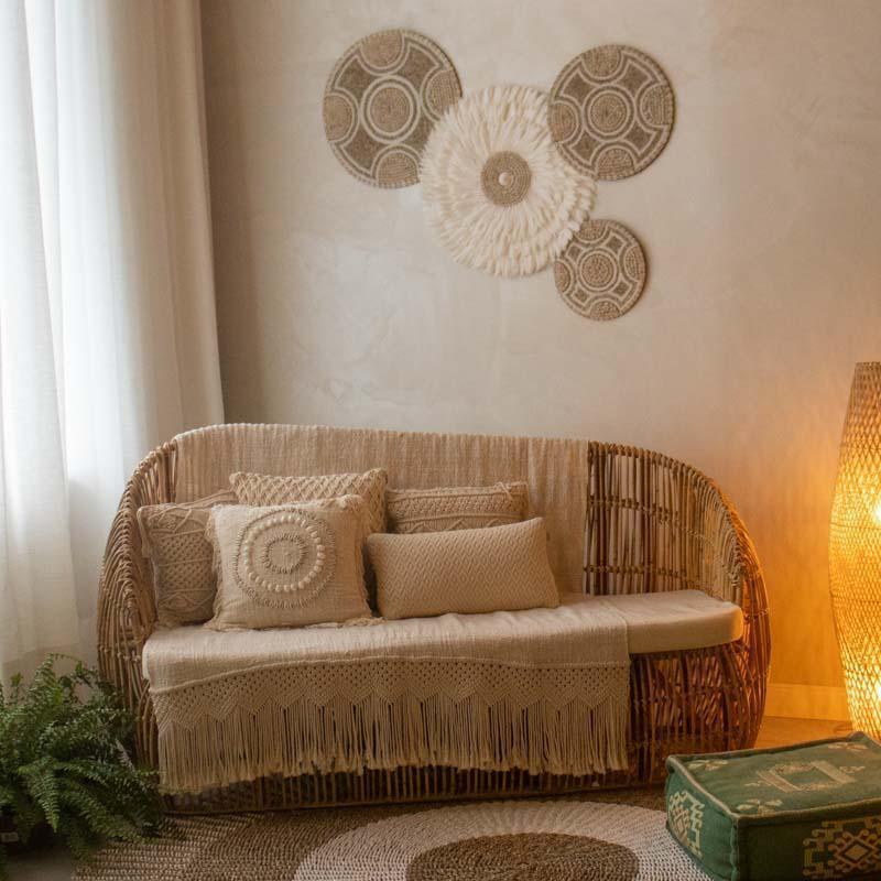 sofa sofá fibra natural rattan bali decor decoração decorativo decoration móvel móveis mobiliário almofada conforto comfort home house boho bali indonésia artesão artesanato
