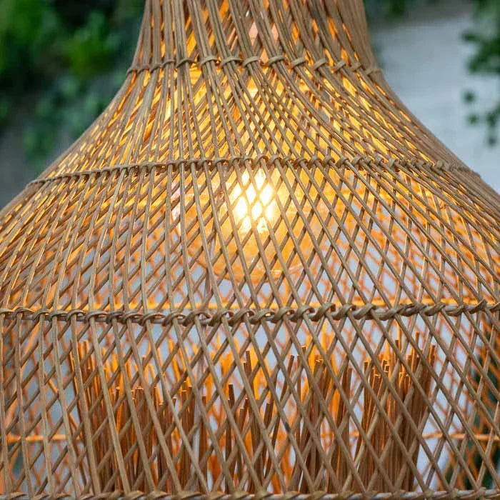 Luminária de rattan feita à mão estilo pendente Hanoi.