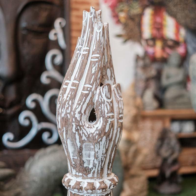 incensario-entalhado-maos-efeitos-incenso-madeira-artesanal-gratidao-bali-indonesia-2