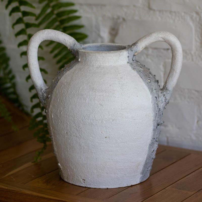 Vaso Perak em terracota branca com textura rústica e duas alças laterais, artesanato tradicional de Bali.