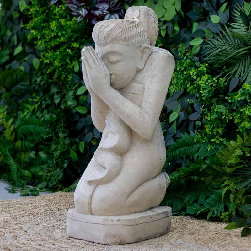 escultura mulher balinesa namaste gratidao serenidade lime stone rocha bali indonesia decoracao estatua jardim garden zen esculpida comprar loja artesintonia