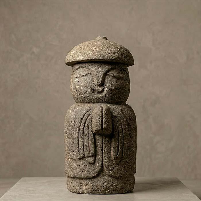 Estátua de monge de Bali para recepção de residências e espaços de meditação sofisticados.