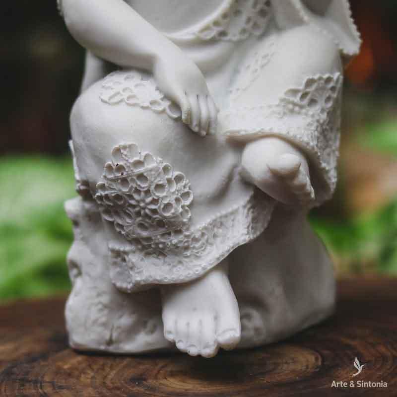 estatueta monge budista decoracao objetos decorativos zen budistas budismo marmorite branco artesintonia relax buddha buda