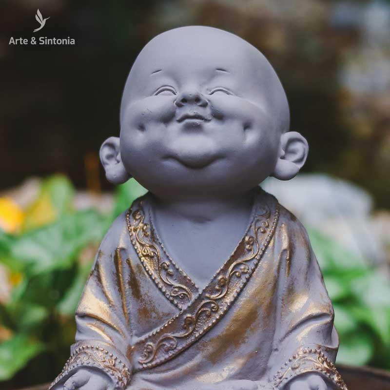 monge-gordinho-sorridente-bege-marmorite-home-decor-decorativo-decoracao-zen-esculturas-artesintonia-6