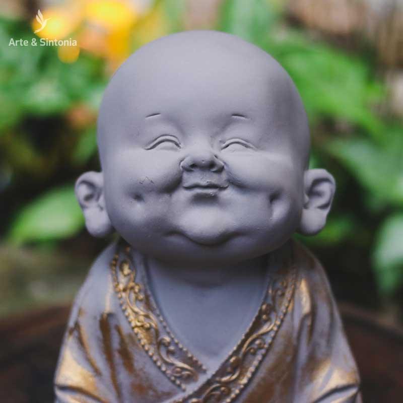 monge-gordinho-sorridente-bege-marmorite-home-decor-decorativo-decoracao-zen-esculturas-artesintonia-3
