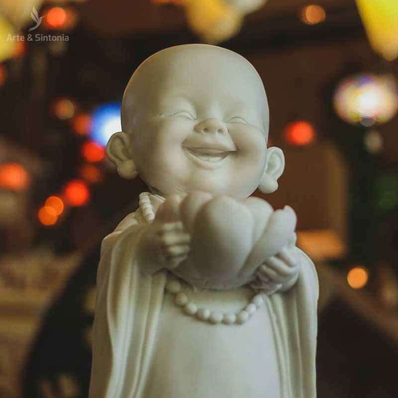 monge hotei decor suporte porta vela budismo marmortite decorativo zen budista divindade sabedoria alegria branco