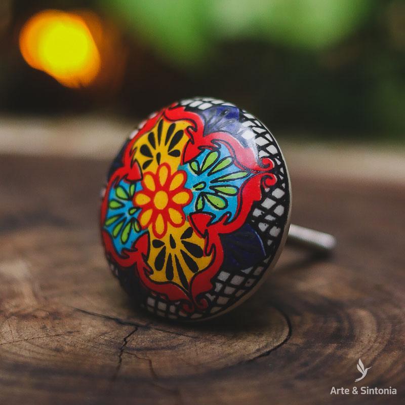 puxador-flor-floral-arabesco-colorido-formas-home-decor-decoracao-moveis-movel-ceramica-artesintonia-decoracao-interna-porta-gaveta-indiano-mandala-porcelana