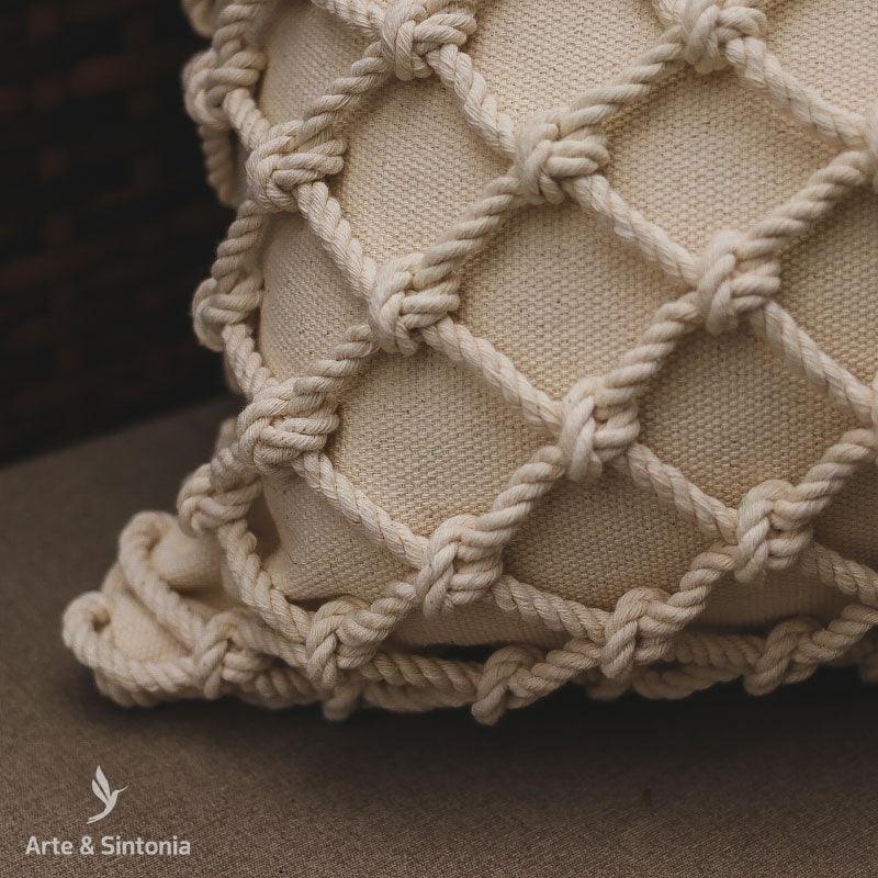 capa-almofada-macrame-corda-branco-home-decor-decoracao-boho-interna-casa-textil-artesintonia-55