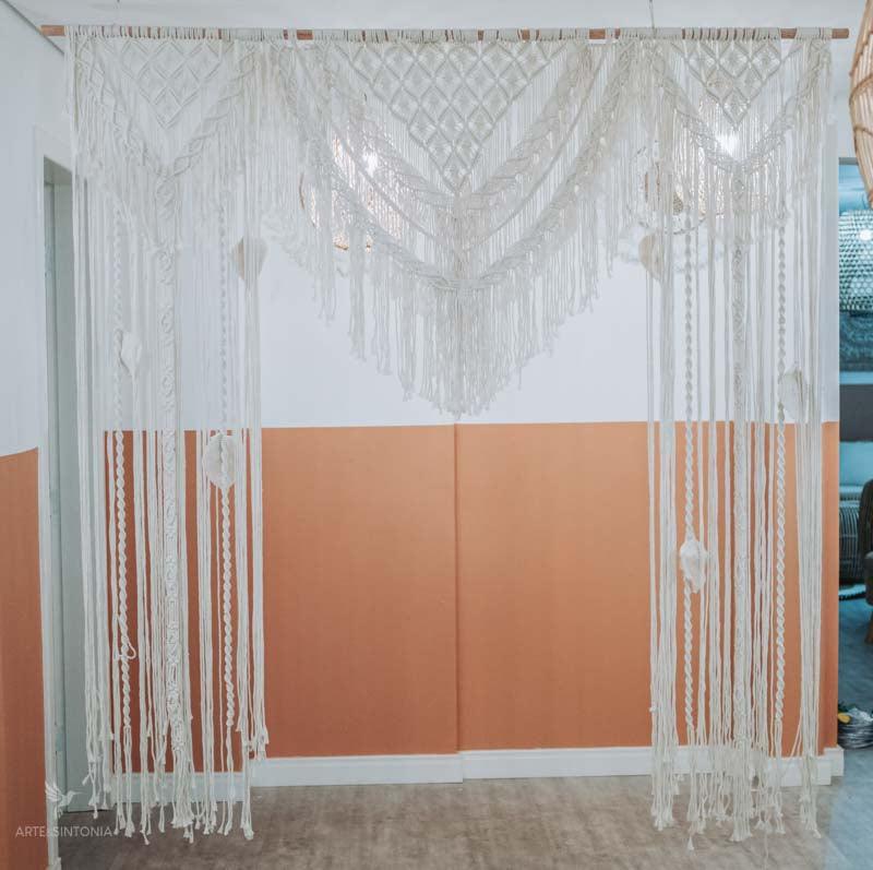 cortina macrame macramê handmade bege off white artesanato boho decor decoração decorativo arte artista bali balinês balinesa indonésia