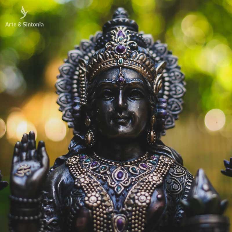 escultura deusa divindade lakshmi sentada trono home decor decoracao zen hindu hinduismo decorativo resina Veronese design artesintonia indiana prosperidade riqueza