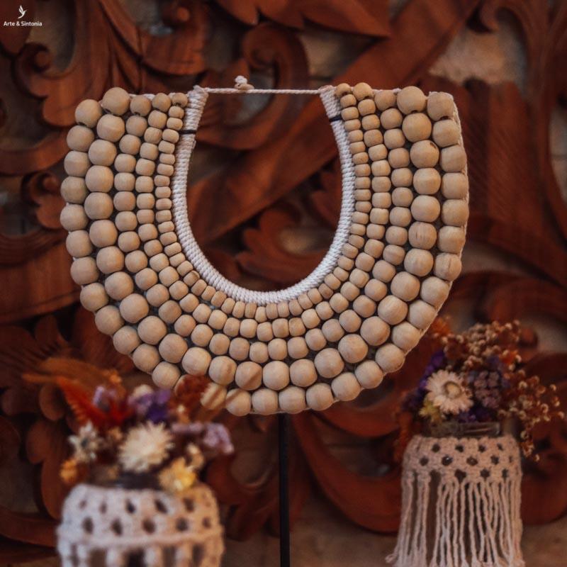 colar etnico decorativo artesanal bolinhas esferas madeira bali ethnic handmade artesanatos boho importados indonesia artesintonia 4