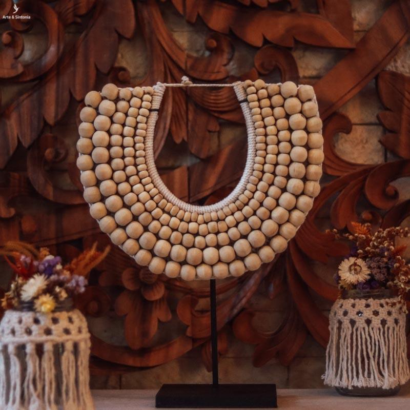 colar etnico decorativo artesanal bolinhas esferas madeira bali ethnic handmade artesanatos boho importados indonesia artesintonia 3
