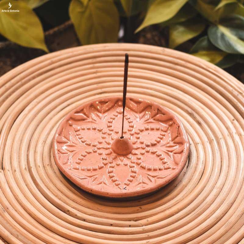 incensario artesanal atelie da vila ceramica rosa mandala flor artesanatos aromaterapia artesintonia 4