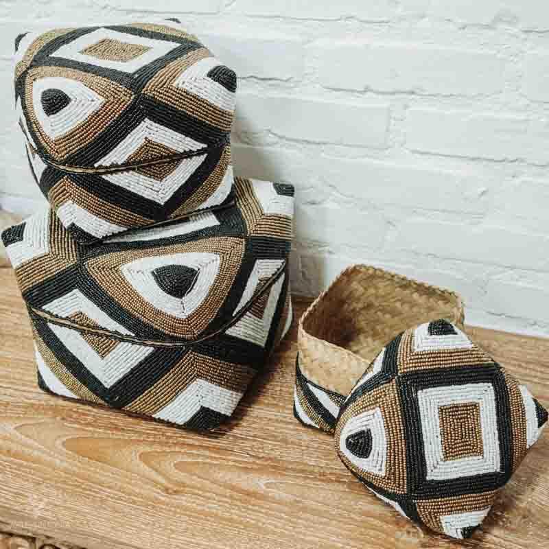 caixa-etnica-bambu-micangas-box-kit-utilidades-bali-indonesia-unidades-decorativa-inspiracao-decor-casa-1