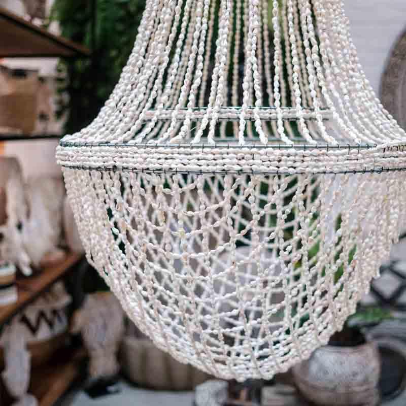 lustre-luminaria-conchas-bali-indonesia-home-decoracao-inspiracao-white-grande-trancada-decor-2