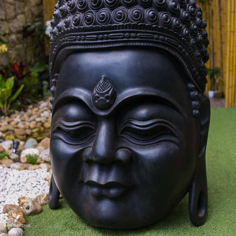 escultura-budda-buda-mask-mascara-entalhada-madeira-escura-healer-balinese-carving-wood-pecas-unicas-obras-artesanais-decorativas-artesintonia-4