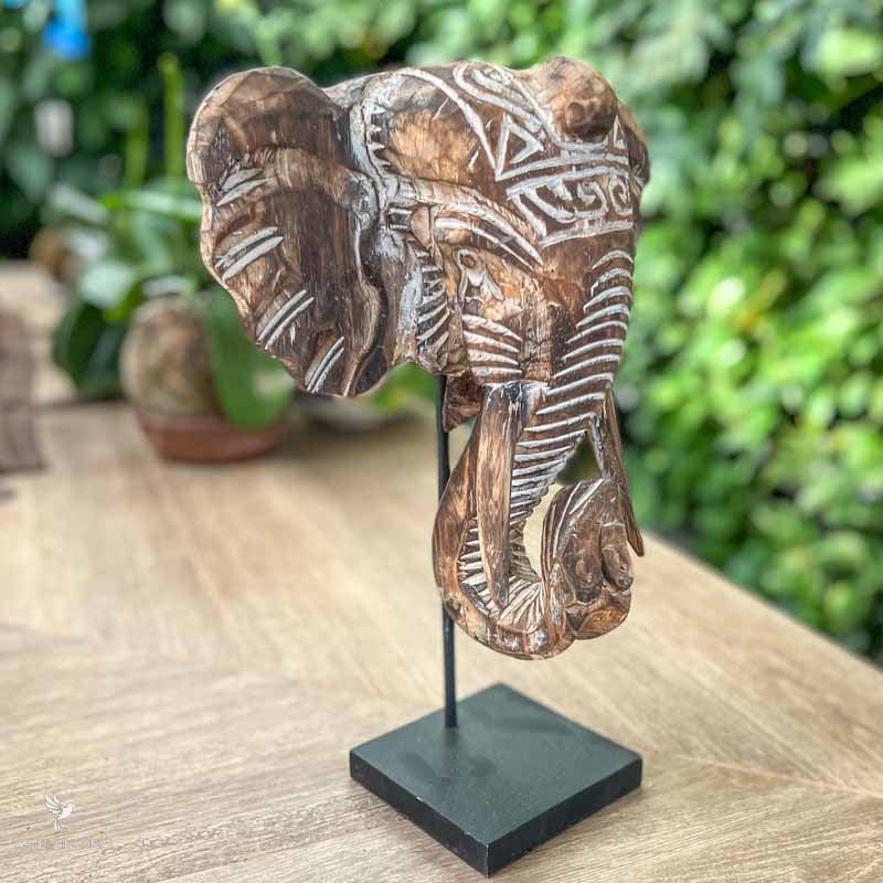 Cabeça de Elefante em Madeira | Bali - Arte & Sintonia Animais, bali 22, elefante, esculturas, facenews, Madeira, patina, timor