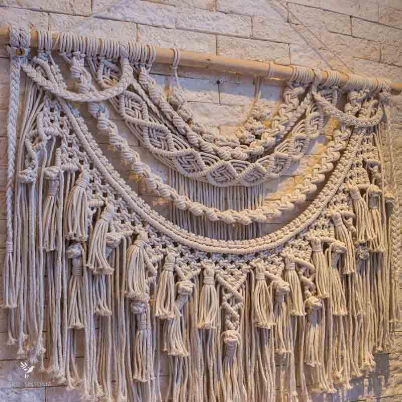 painel macrame decoracao sala paredes objetos decorativos artesanatos brasileiros design interiores branco nude artesintonia 3