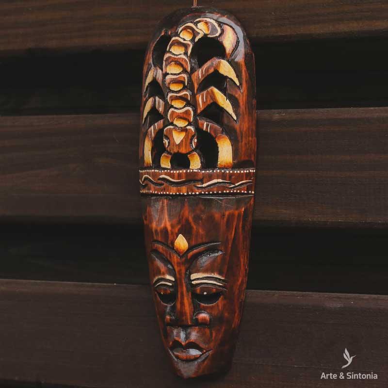 mascara-escorpiao-madeira-home-decor-decorativa-artesanal-arte-bali-indonesia-decor-parede-artesintonia-5