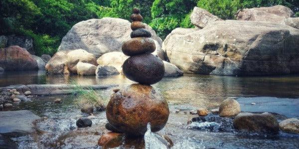 arte-zen-balanceamento-pedras-equilibrio-bem-estar